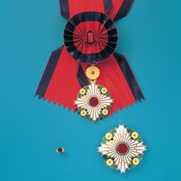 Grand Cordon of the Supreme Order of the Chrysanthemum 1